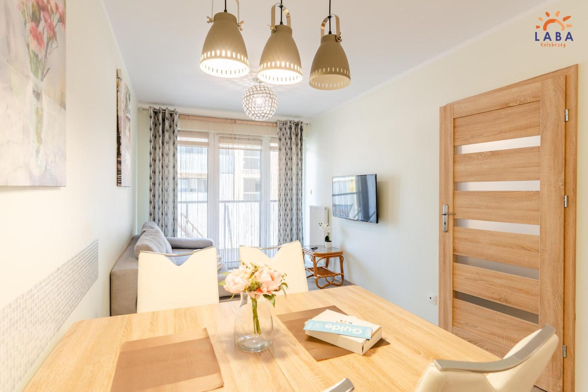 Apartament Laba Kasprowicza 20c Parking Basen Fitness Bawialnia W Cenie, Parkplatz Schwimmbad Fitness Spielzimmer Im Preis Kołobrzeg